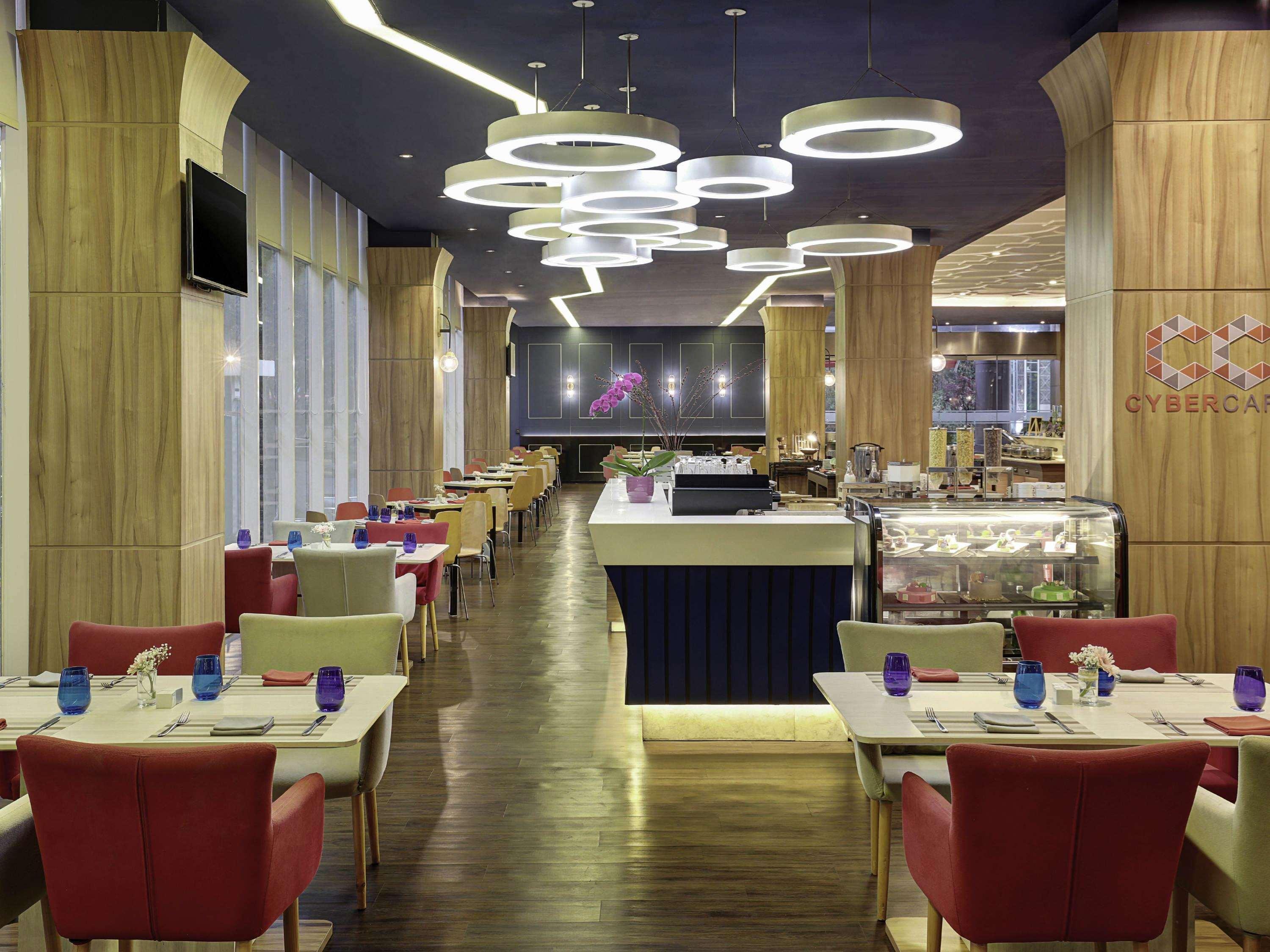 Mercure Bandung Nexa Supratman Exterior photo