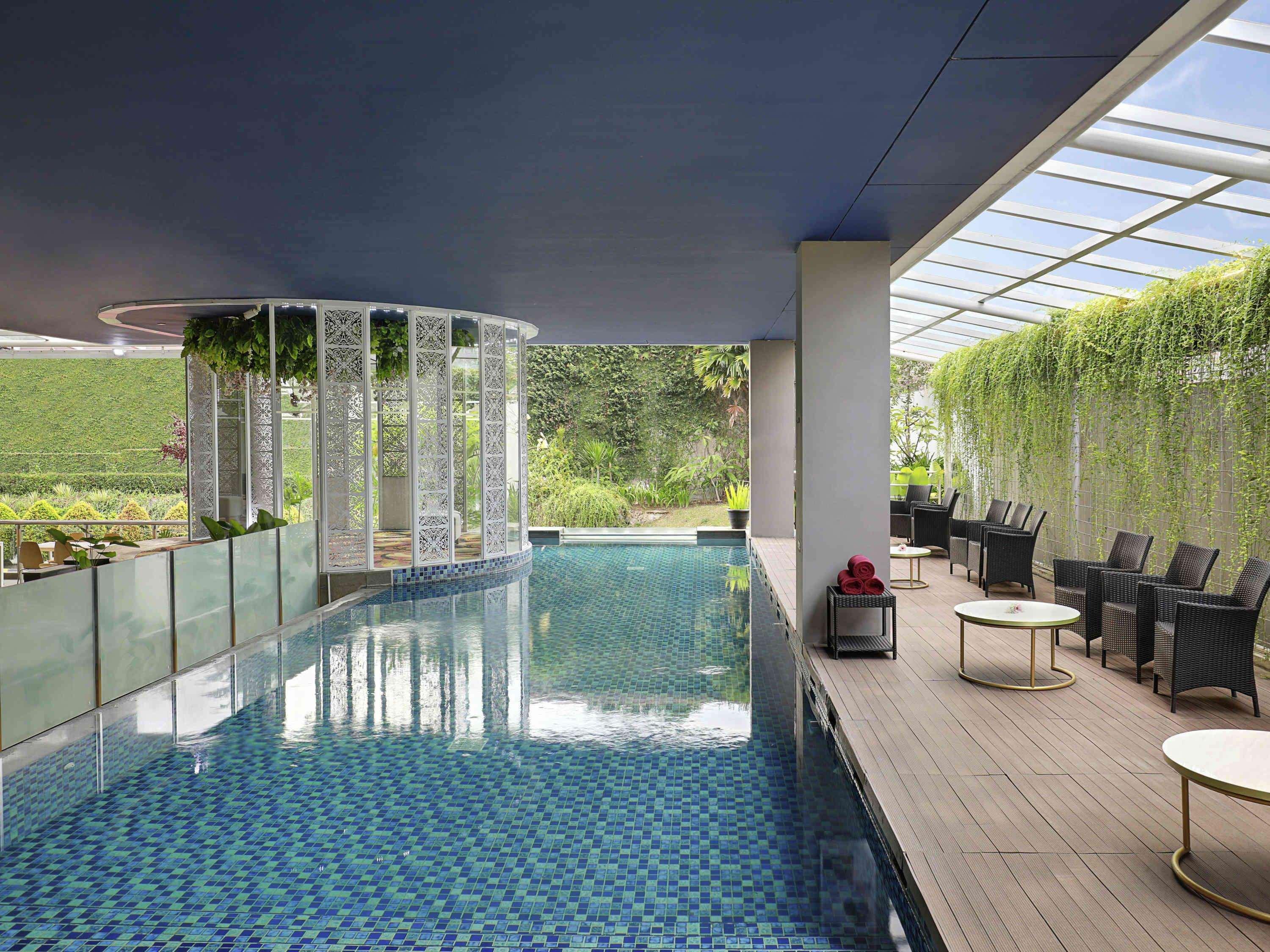 Mercure Bandung Nexa Supratman Exterior photo