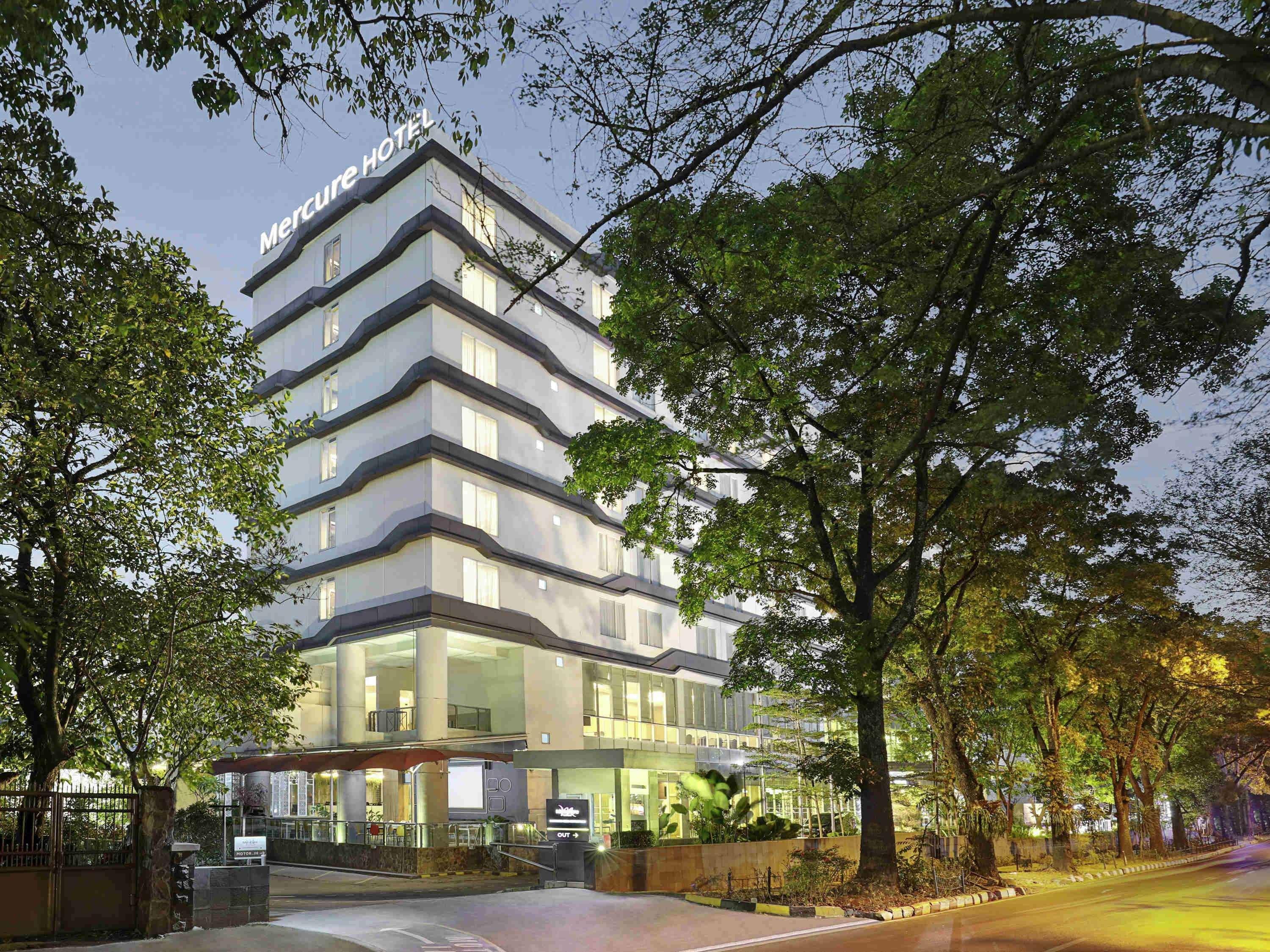 Mercure Bandung Nexa Supratman Exterior photo