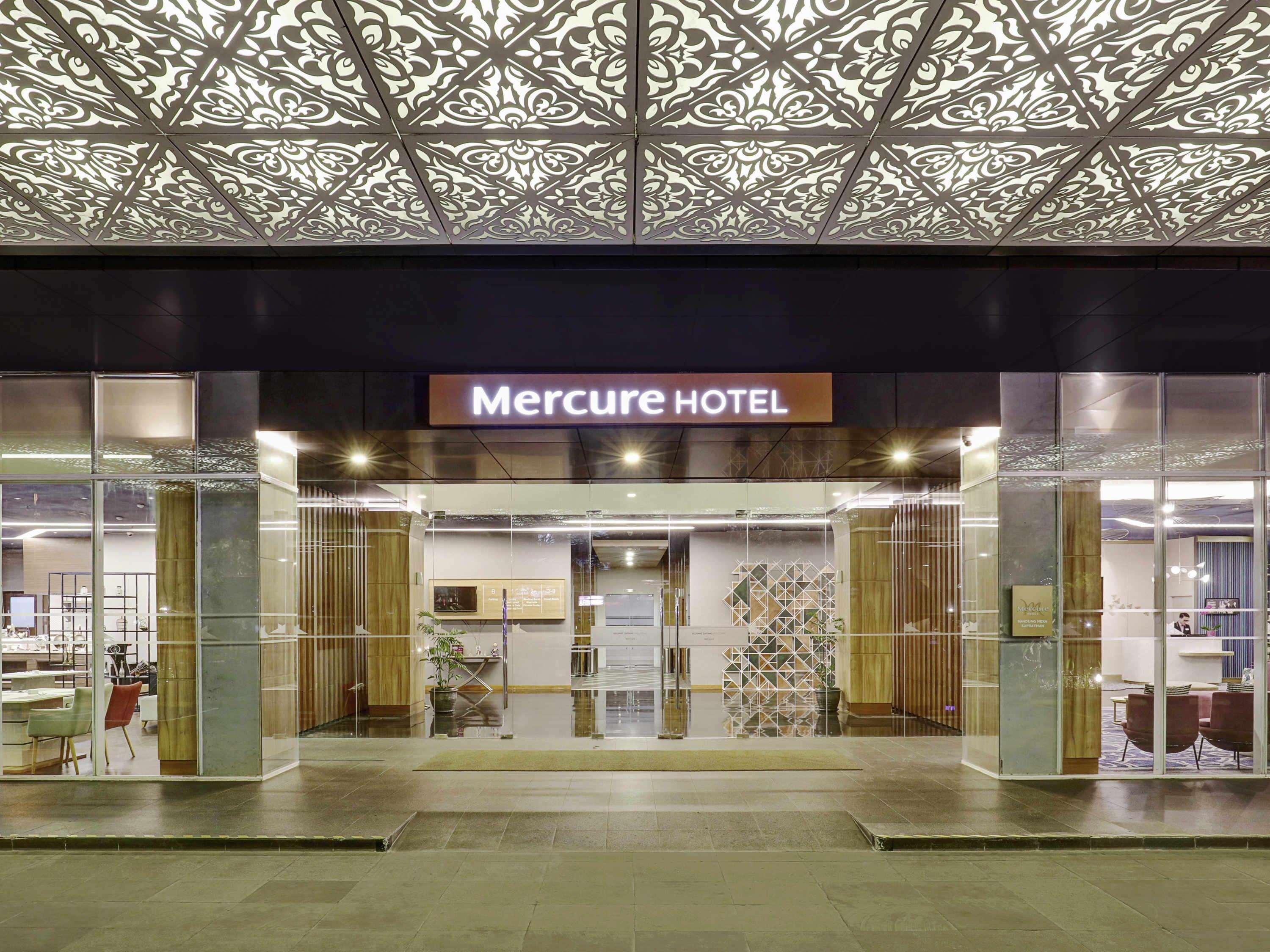 Mercure Bandung Nexa Supratman Exterior photo