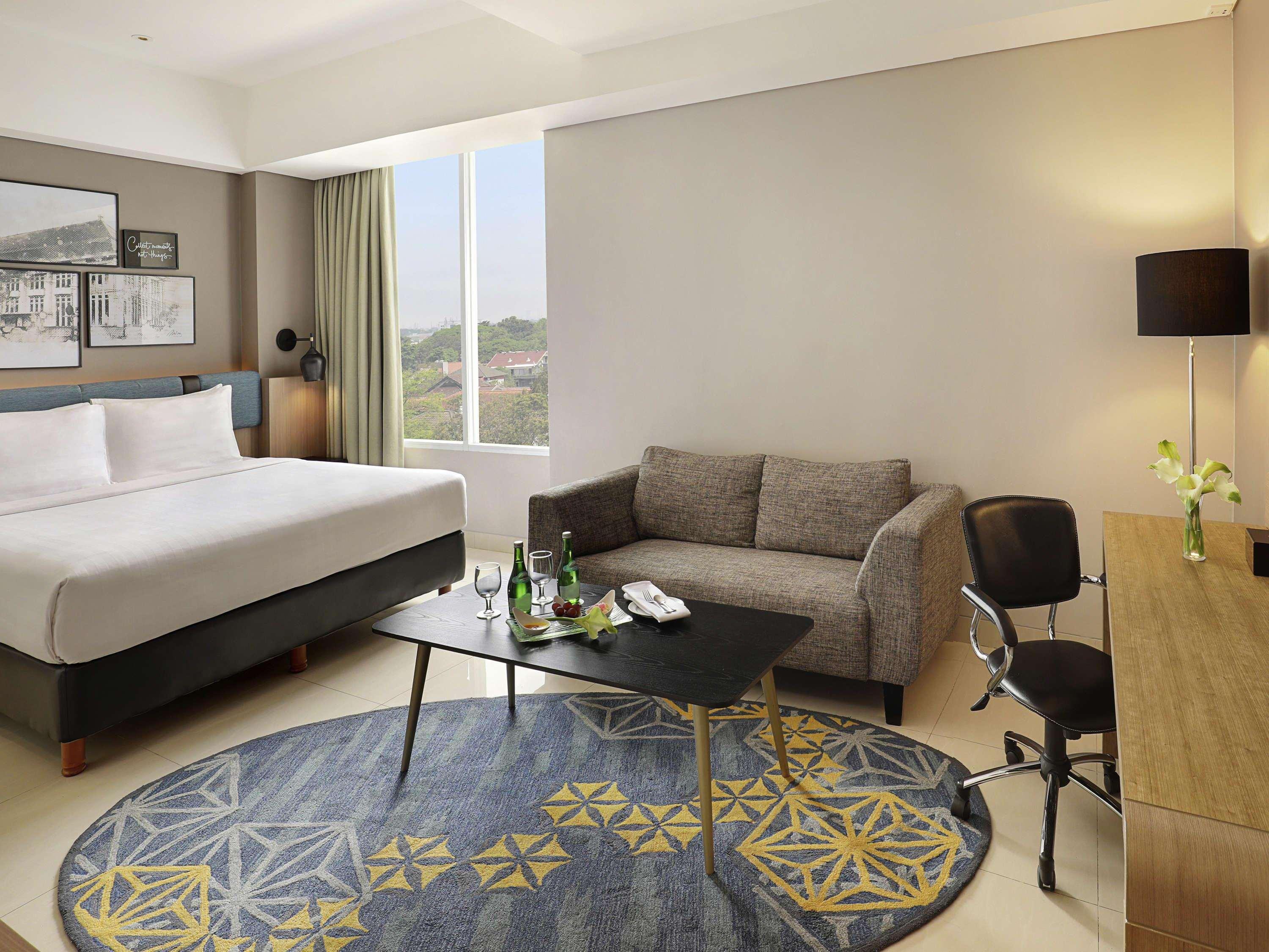 Mercure Bandung Nexa Supratman Exterior photo