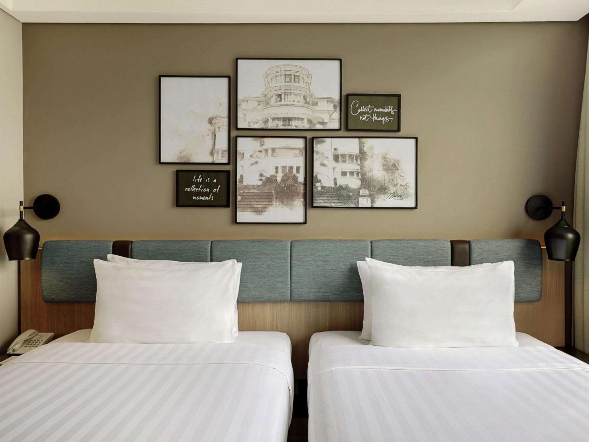Mercure Bandung Nexa Supratman Exterior photo