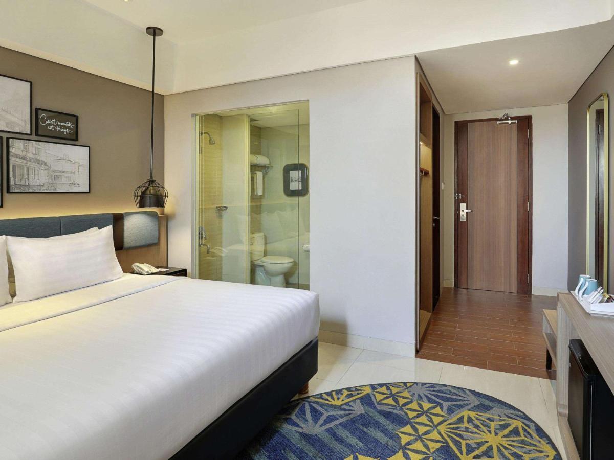 Mercure Bandung Nexa Supratman Exterior photo