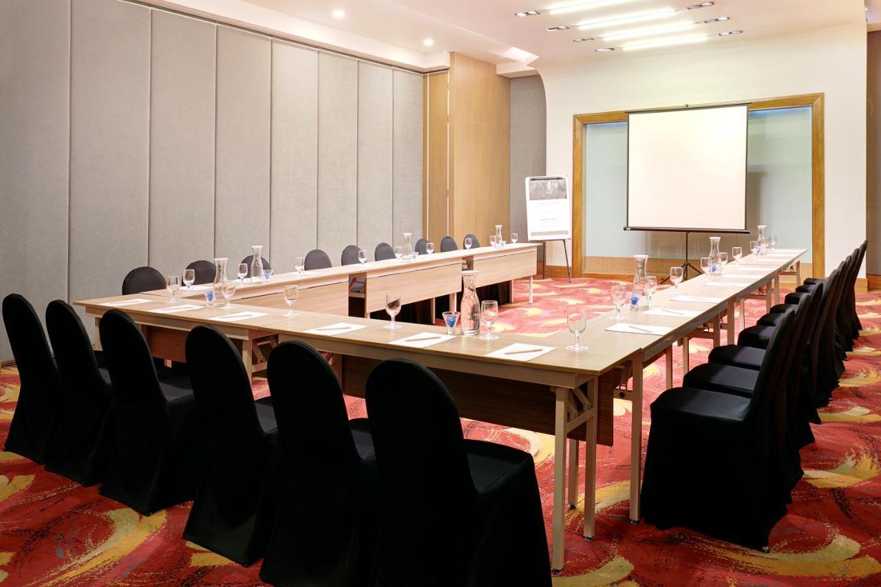 Mercure Bandung Nexa Supratman Exterior photo